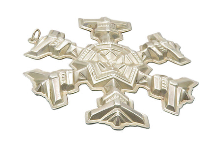 GORHAM 925 Sterling Silver  Vintage Hollow Christmas Snowflake Pendant  PT7785