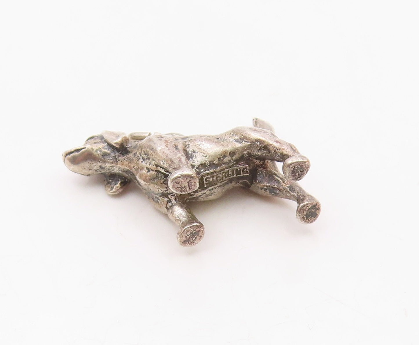 925 Sterling Silver  Vintage Shiny Petite Bloodhound Dog Pendant  PT18754
