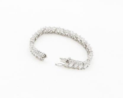 925 Sterling Silver  Sparkling Cubic Zirconia Hinge Chain Bracelet  BT6921