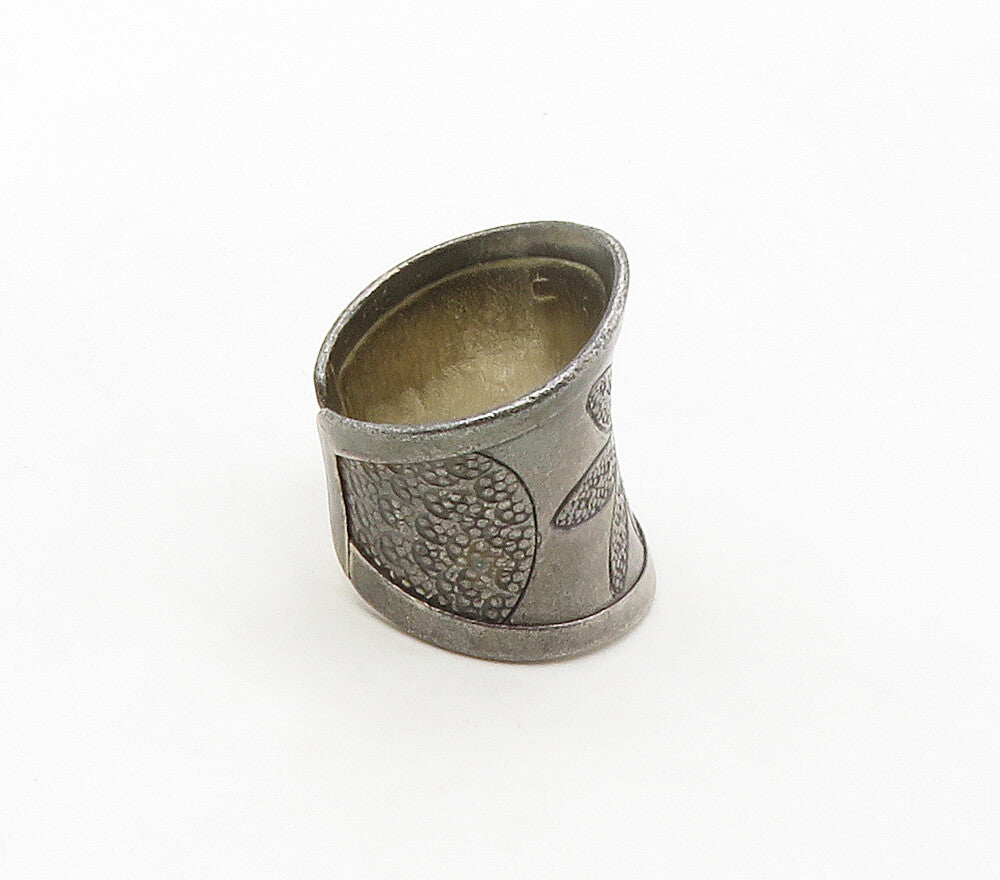 925 Sterling Silver  Vintage Dark Tone Flower Tapered Band Ring Sz 8  RG16718