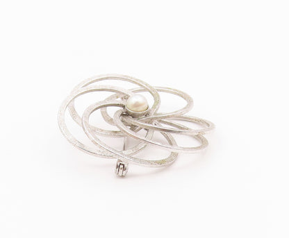 SKL 925 Sterling Silver  Vintage Freshwater Pearl Floral Brooch Pin  BP8348