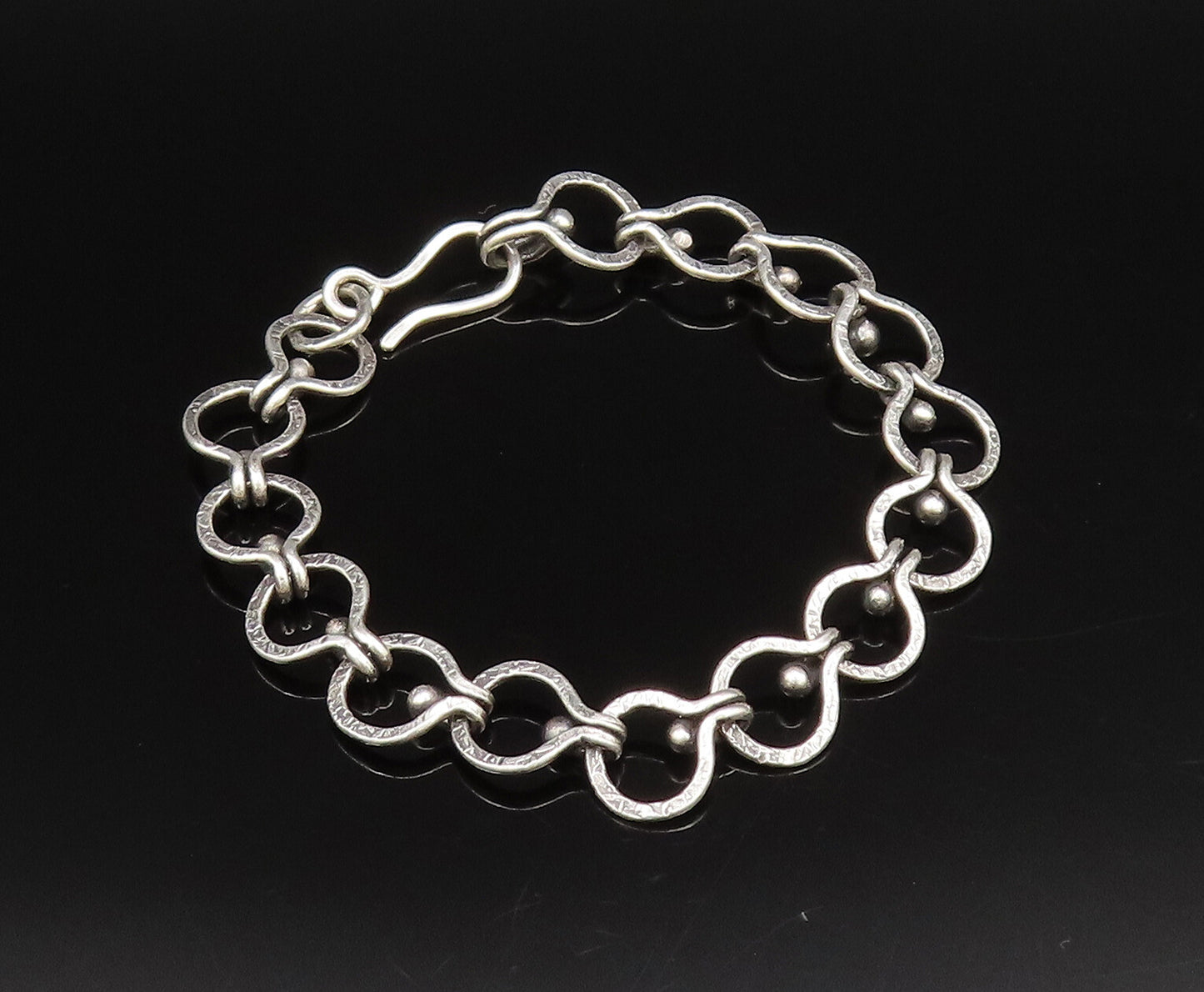 925 Sterling Silver  Vintage Hammered Open Circle Chain Bracelet  BT9733