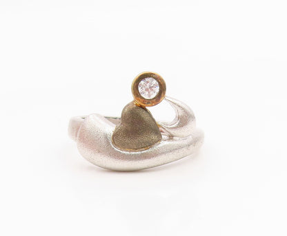 925 Sterling Silver Vintage Ring Topaz Two Tone Love Heart Band  Sz 9  RG35375