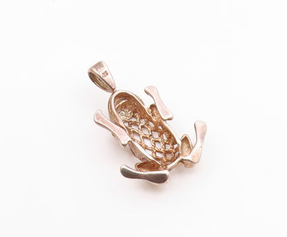 925 Sterling Silver  Vintage Shiny Frog Diamond Shape Detail Pendant  PT16314