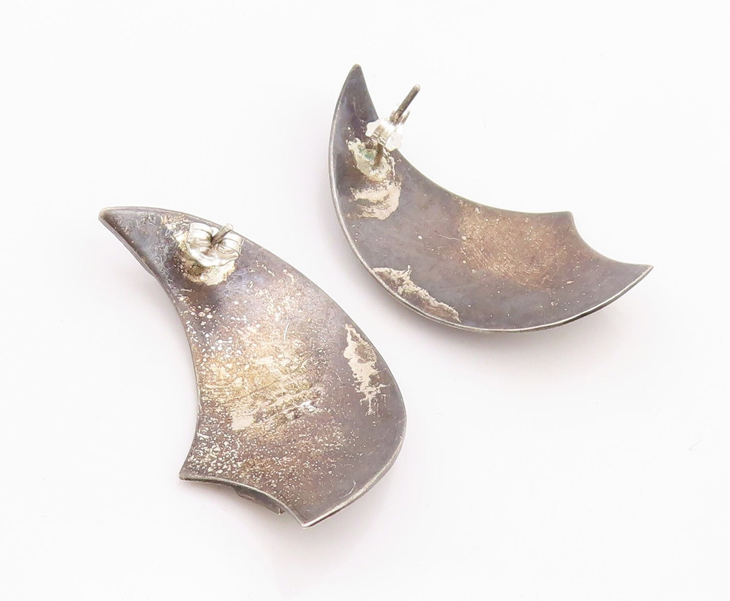 925 Sterling Silver Vintage Earrings MEXICO Dark Tone Carved Horns   EG13177