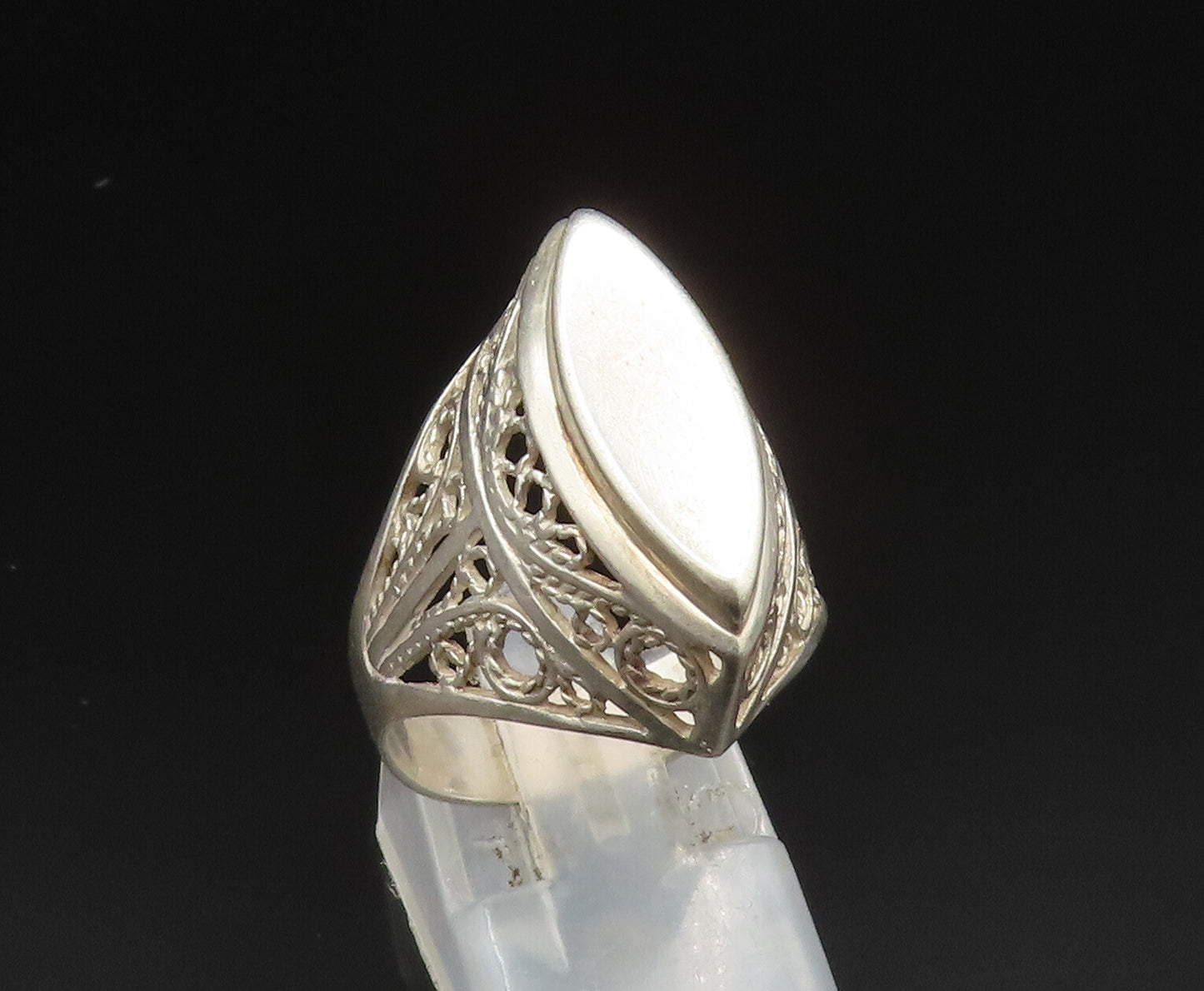 POLAND 925 Silver  Vintage Spiral Scroll Marquise Shaped Ring Sz 9  RG25029