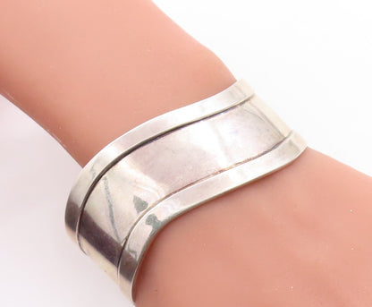 925 Sterling Silver  Vintage Shiny Wavy Raised Edge Cuff Bracelet  BT2564