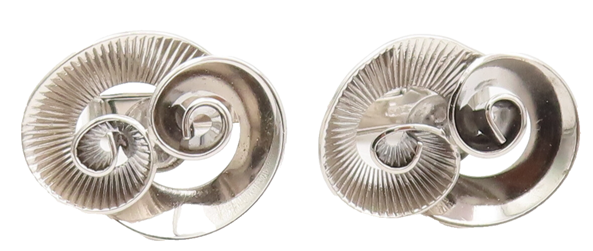 925 Sterling Silver Vintage Swirly Spiral Cutout Solid Heart Cufflinks  TR3557