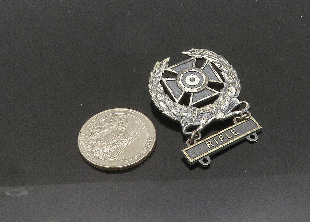 925 Sterling Silver  Vintage Oxidized Rifle Floral Wreath Brooch Pin  BP8202