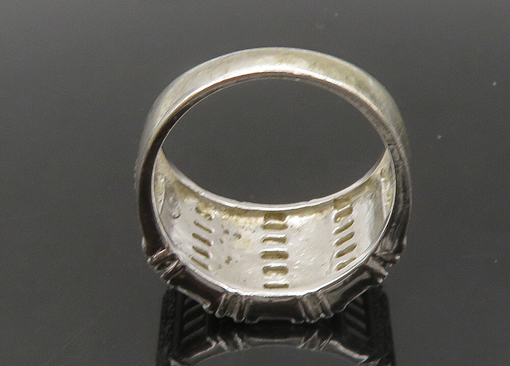 925 Sterling Silver  Vintage Shiny Pattern Tapered Band Ring Sz 7  RG22117