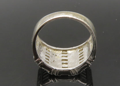 925 Sterling Silver  Vintage Shiny Pattern Tapered Band Ring Sz 7  RG22117