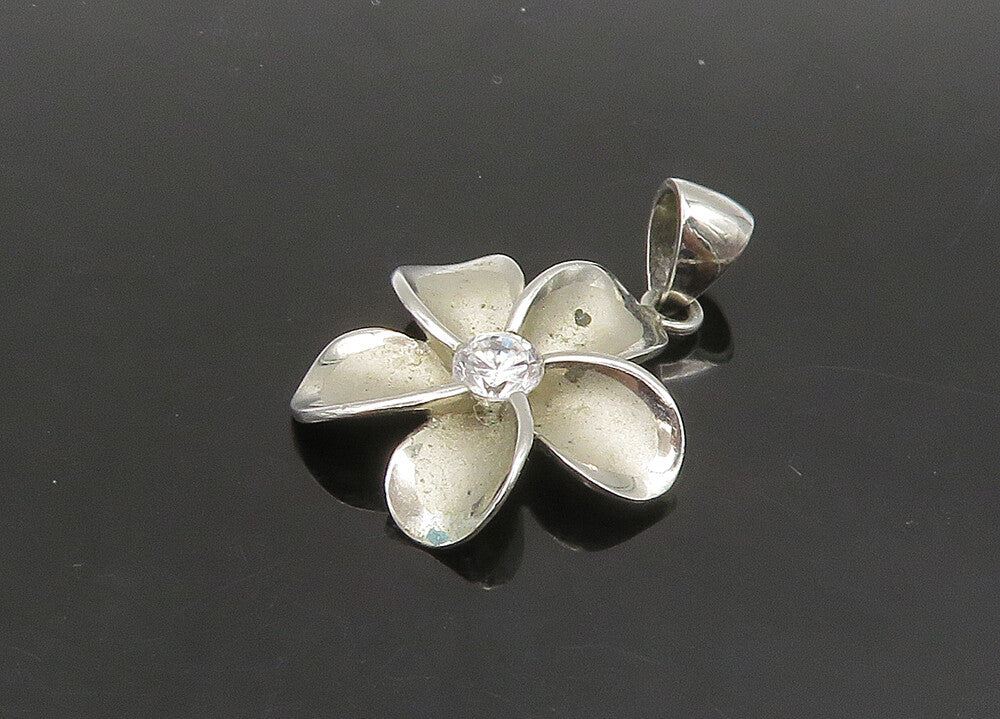 925 Sterling Silver  Vintage Cubic Zirconia Flower Motif Pendant  PT19316