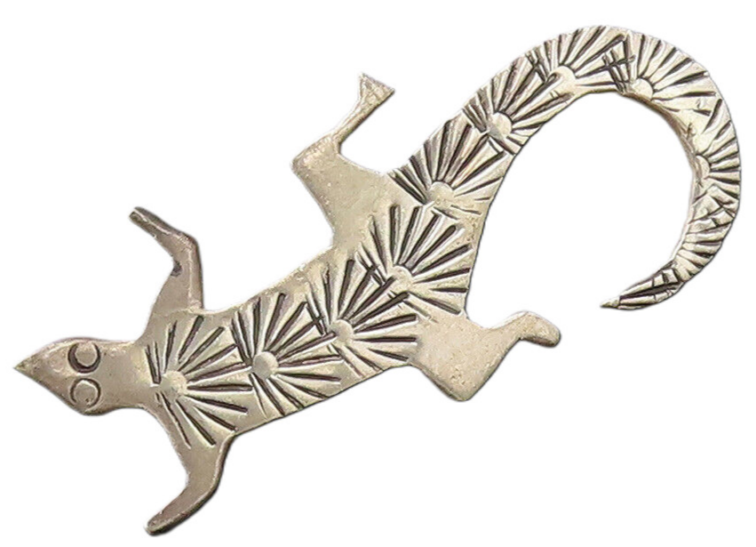 NELSON NAVAJO 925 Silver  Vintage Minimalist Etched Lizard Brooch Pin  BP9942