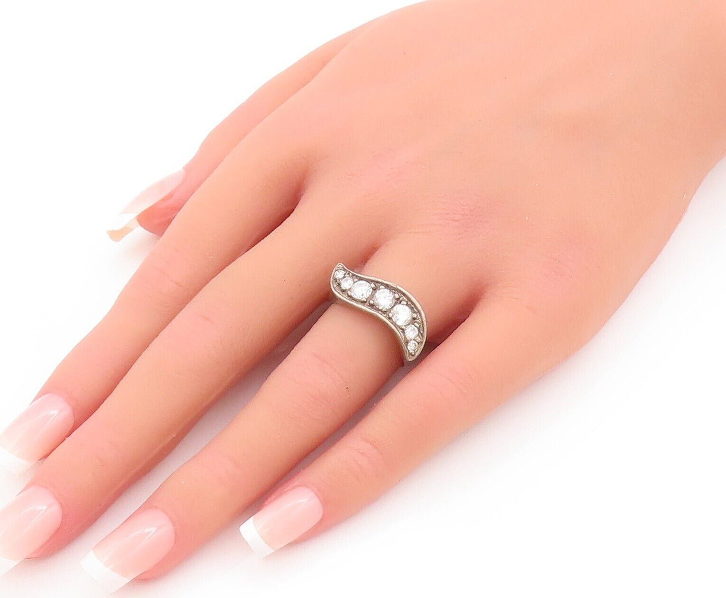 925 Sterling Silver Vintage Ring Wave Cut Multi Size Round Cut CZ  Sz 7  RG28362