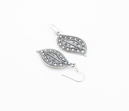 925 Sterling Silver  Vintage Shiny Oxidized Pattern Dangle Earrings  EG3035