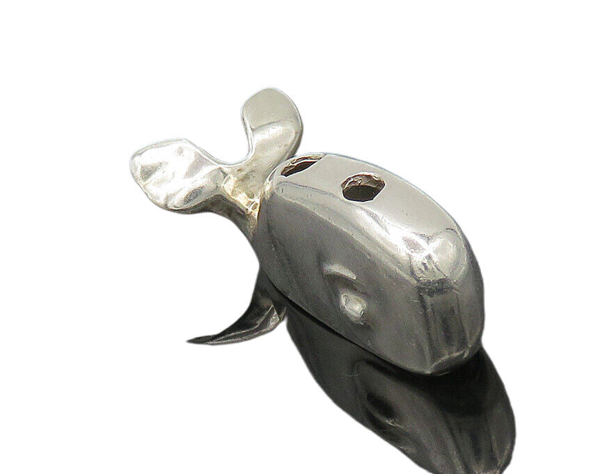 925 Sterling Silver  Vintage Shiny Polished Whale Motif Pendant  PT13349