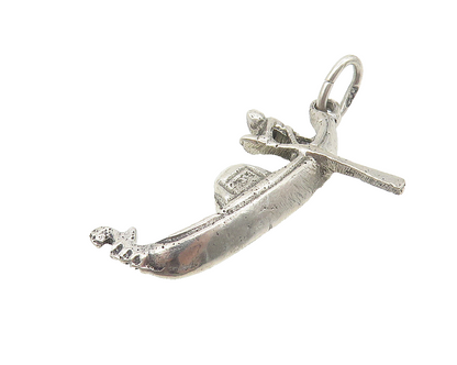 925 Sterling Silver  Vintage Dark Tone Man Rowing Gondola Boat Pendant  PT9107