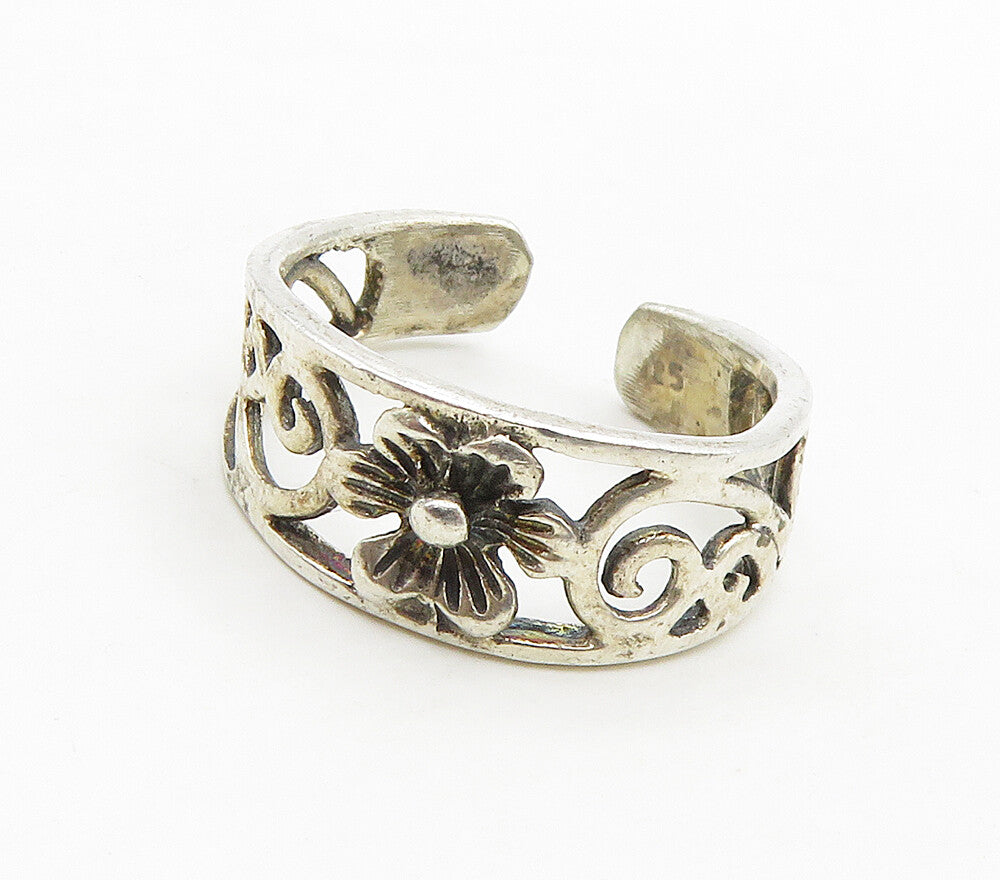 925 Sterling Silver  Vintage Petite Open Floral Swirl Band Ring Sz 4  RG15699