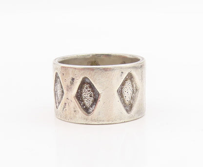 925 Sterling Silver Vintage Ring Dark Tone Diamond Cut Design  Sz 9.5  RG31748