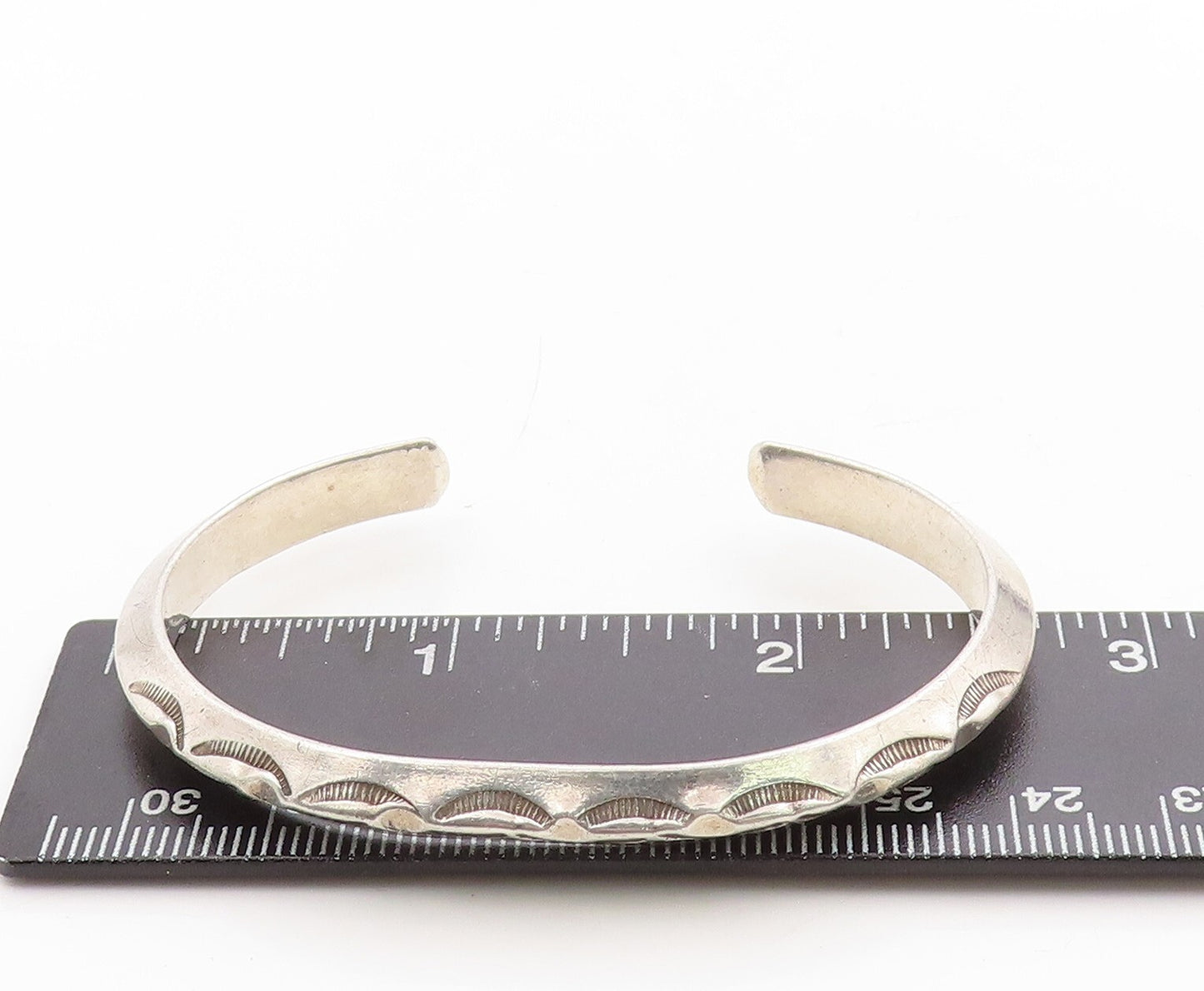 925 Sterling Silver Vintage Bracelet NAVAJO Trible Design Etched Cuff  BT10964
