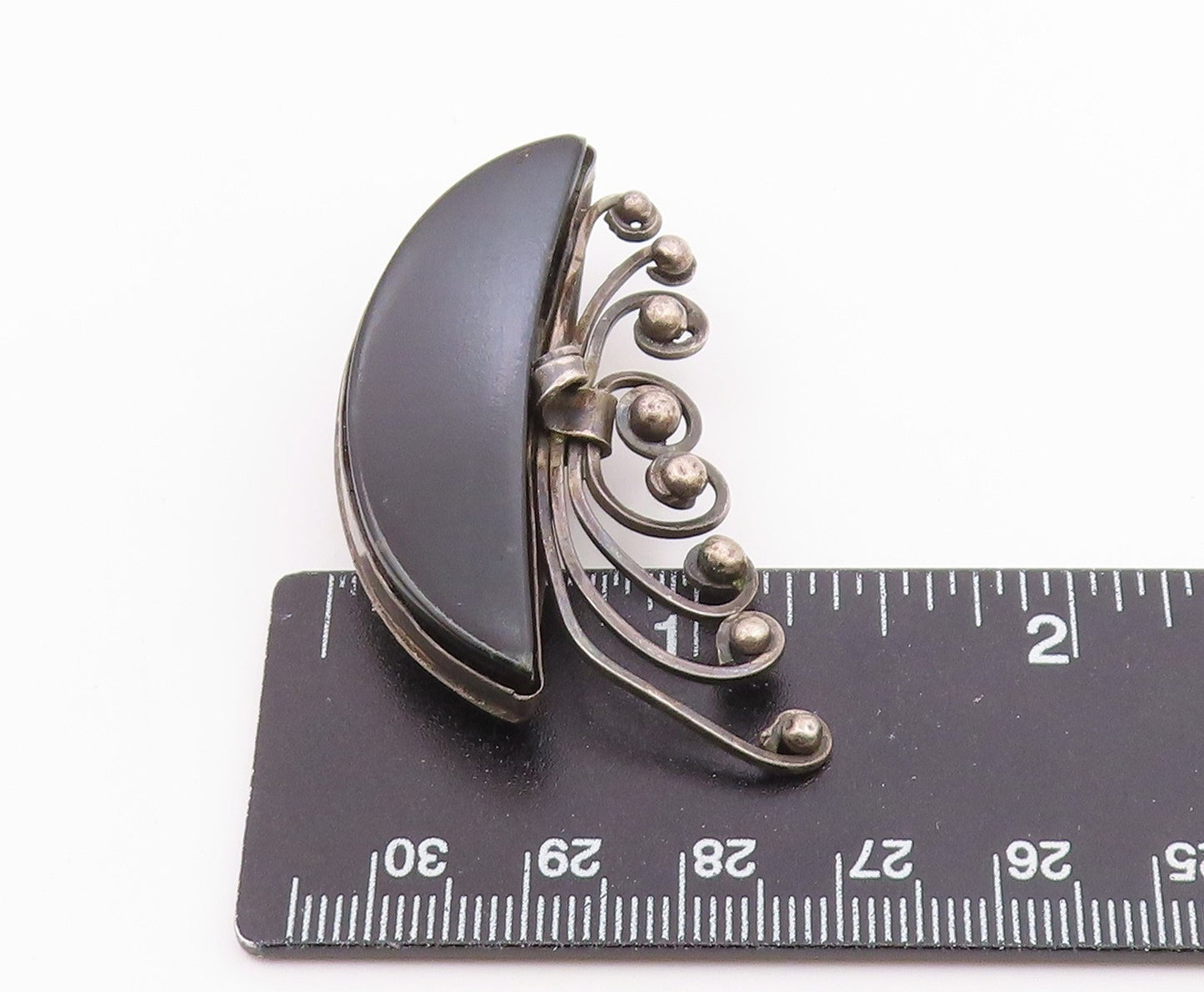 925 Sterling Silver  Vintage Black Onyx Dark Tone Swirl Brooch Pin  BP7952