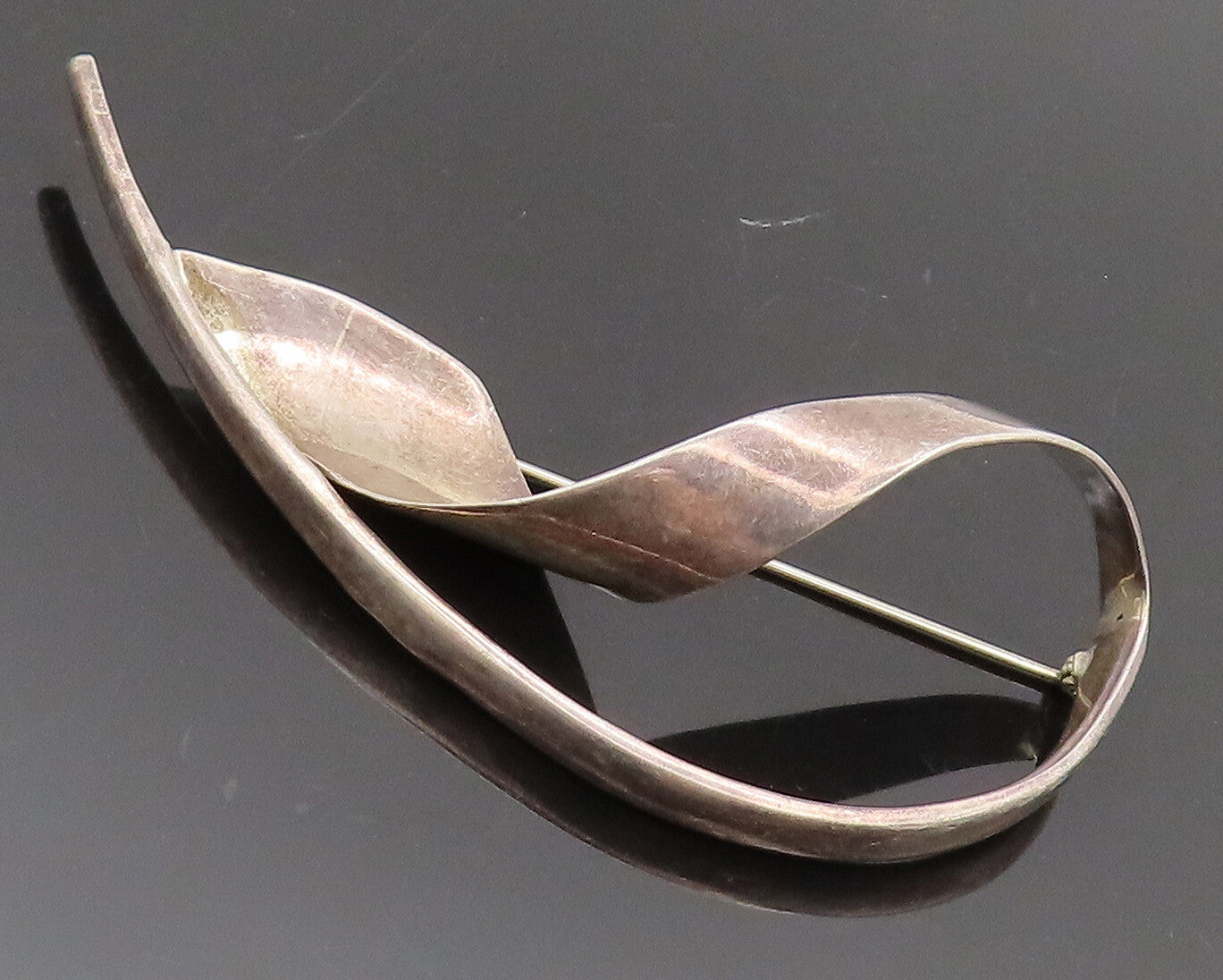ZINA 925 Sterling Silver  Vintage Designer Swirled Ribbon Brooch Pin  BP10318