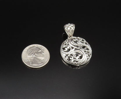 925 Sterling Silver  Vintage Openwork Floral Vine Round Pendant  PT21501