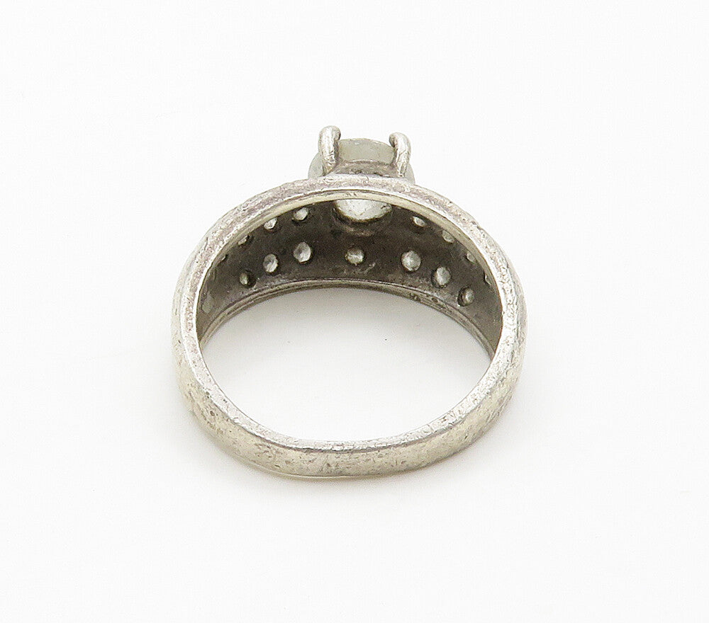 925 Sterling Silver  Vintage Prong Set White Topaz Band Ring Sz 6.5  RG15985
