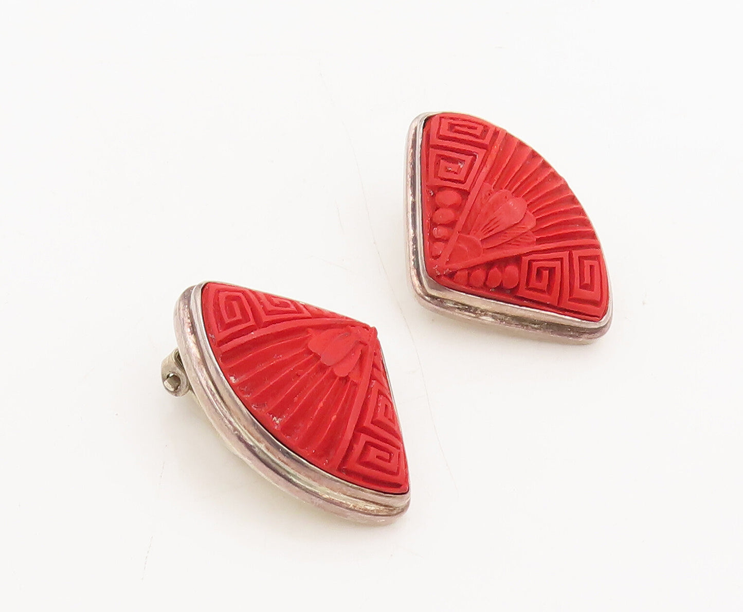 SAJEN 925 Sterling Silver Vintage Carved Fan shape Red Quartz Earrings EG12597