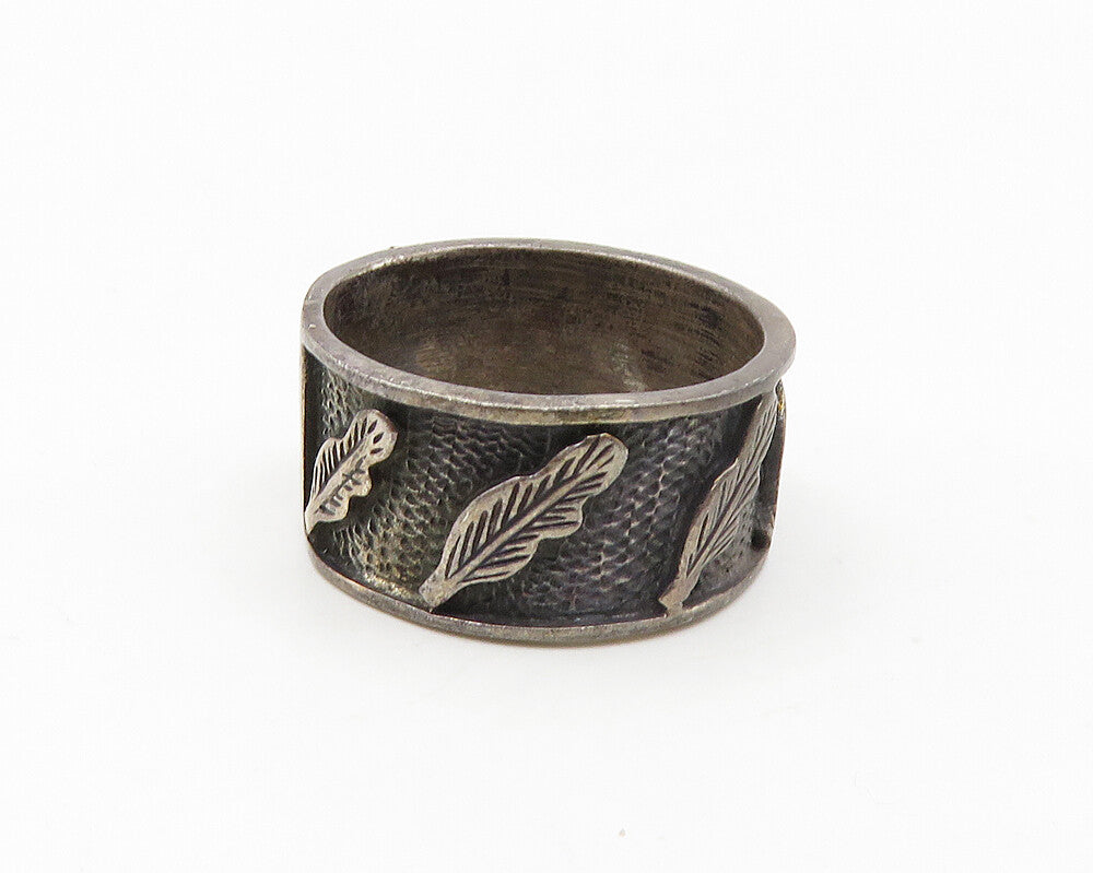 925 Sterling Silver  Vintage Oxidized Feather Pattern Band Ring Sz 7  RG18644