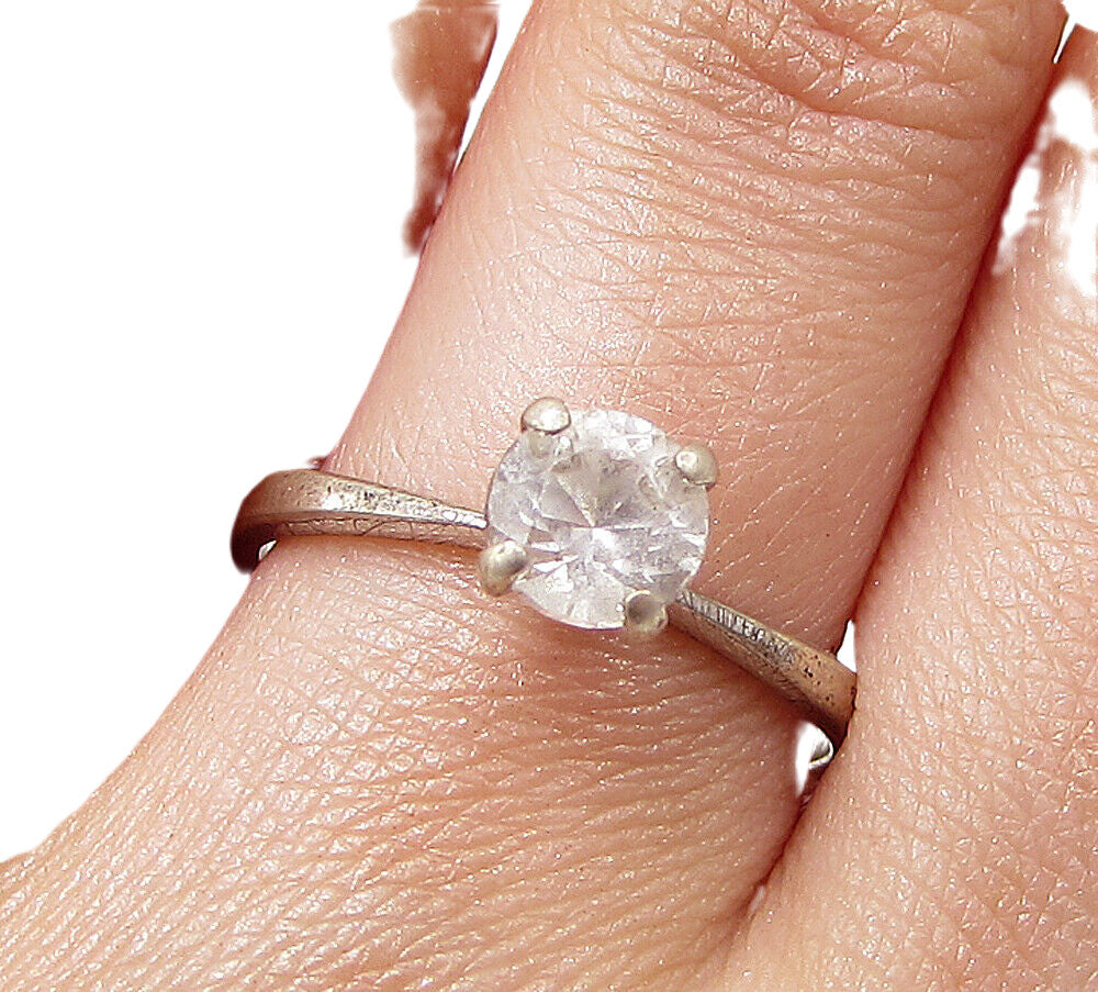 AVON 925 Sterling Silver  White Topaz Engagement Ring Sz 9  RG2959
