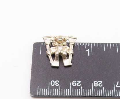 925 Sterling Silver  Vintage Shiny W Initial Creature Pendant  PT18941
