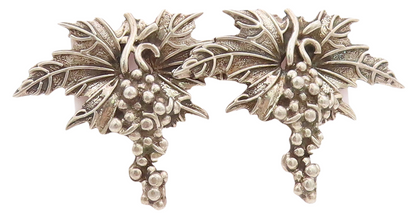 925 Sterling Silver Vintage Earrings Carved Bunch Of Grapes & Leaves  EG13203
