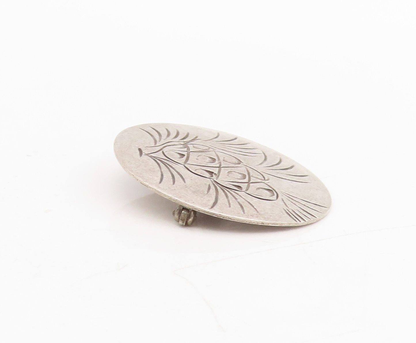 925 Sterling Silver Vintage Brooch Dark Tone Design Etched Coin  BP11491