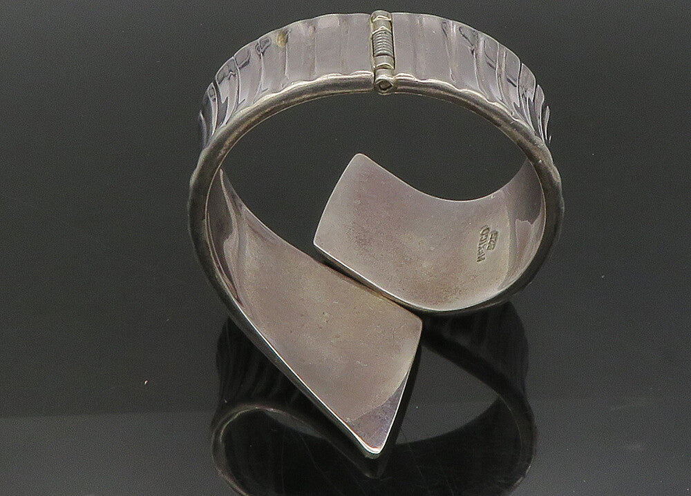 MEXICO 925 Sterling Silver  Vintage Dark Tone Bypass Cuff Bracelet  BT9041