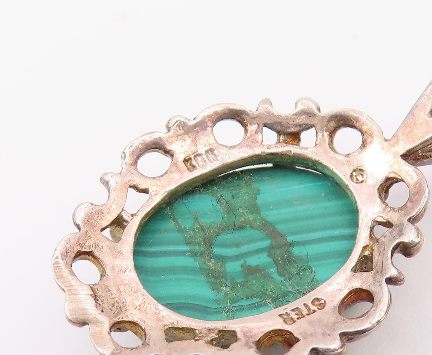 925 Sterling Silver  Vintage Smooth Cabochon Cut Green Agate Pendant  PT20036