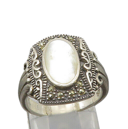 925 Silver  Vintage Mother Of Pearl & Marcasite Shiny Band Ring Sz 6  RG21718