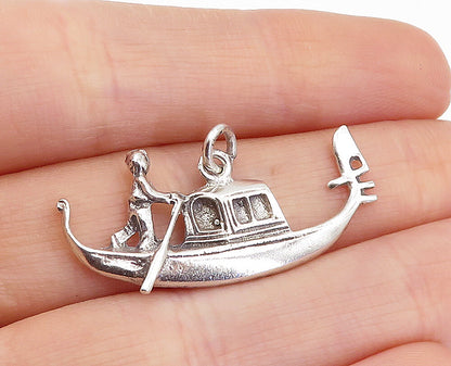 925 Sterling Silver  Vintage Shiny Man On Gondola Boat Drop Pendant  PT3405