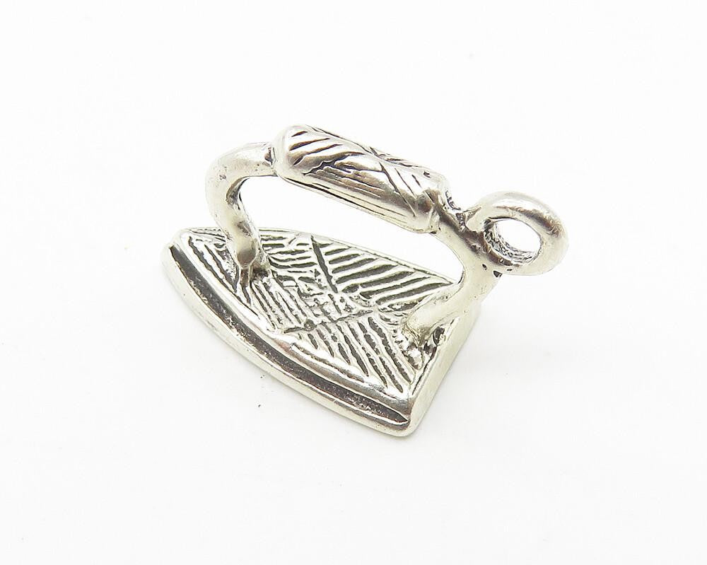 925 Sterling Silver  Vintage Shiny Etched Detail Iron Motif Pendant  PT8155