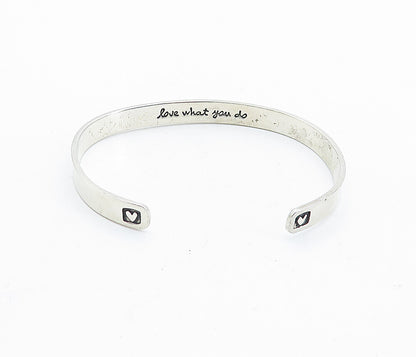 FAR FETCHED 925 Silver  Do What You Love Etched Quote Cuff Bracelet  BT2704