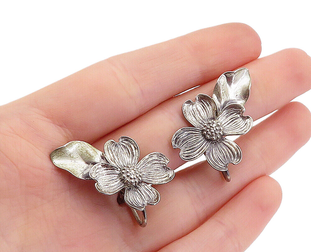 BEAU 925 Sterling Silver  Vintage Etched Flower Non Pierce Earrings  EG2899