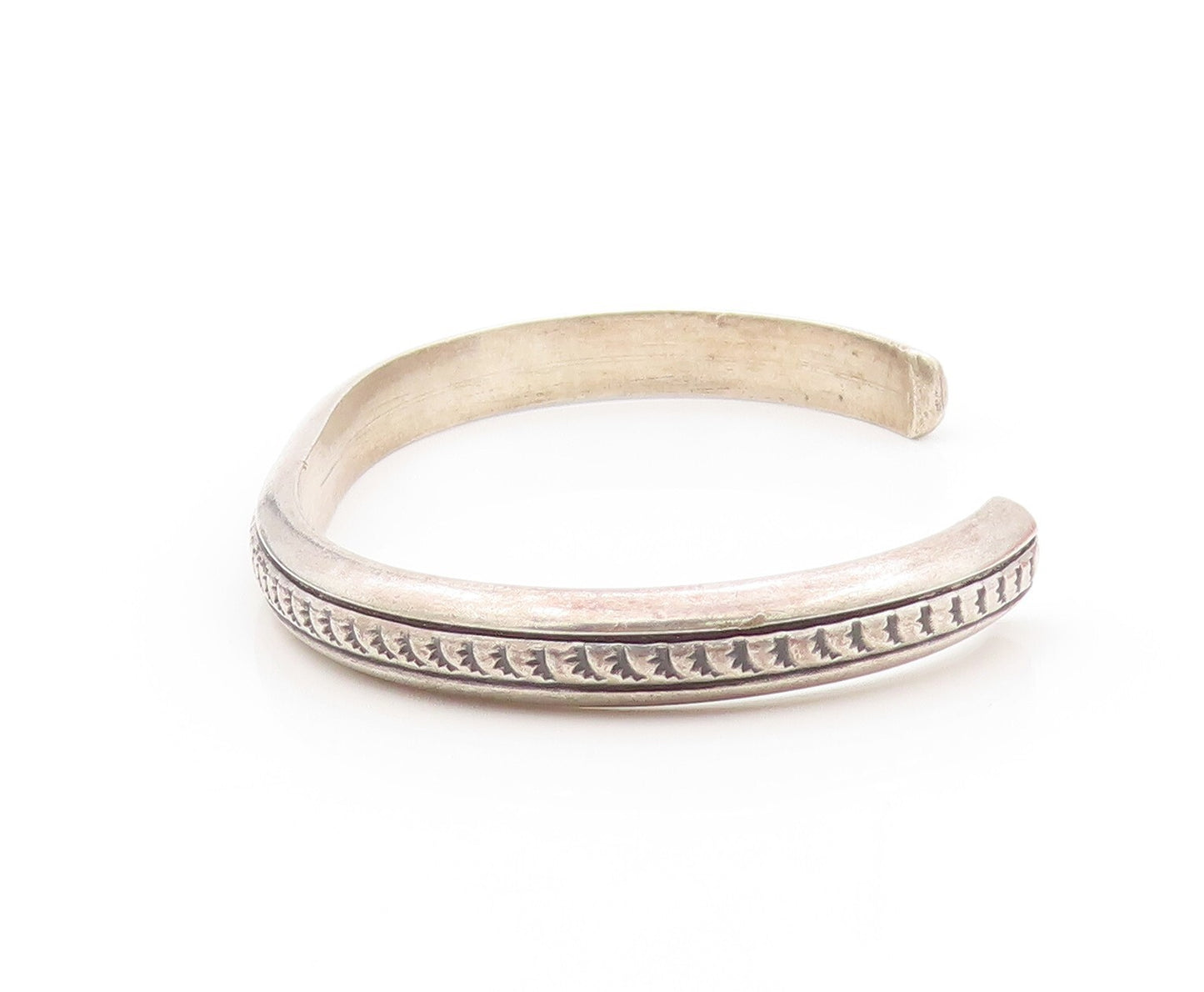925 Sterling Silver Vintage Bracelet SOUTHWESTERN Dark Tone Etched Cuff BT11170