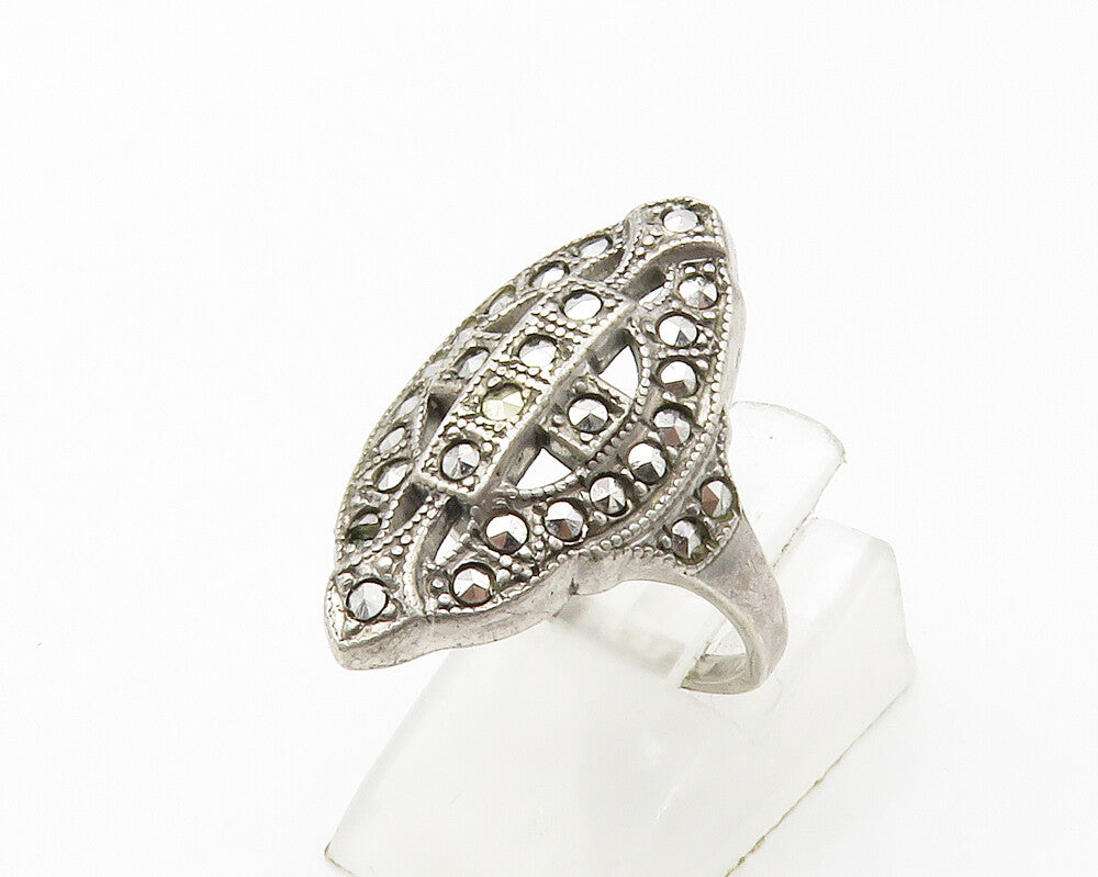 925 Sterling Silver  Vintage Sparkling Cross Detail Cocktail Ring Sz 6 RG14441