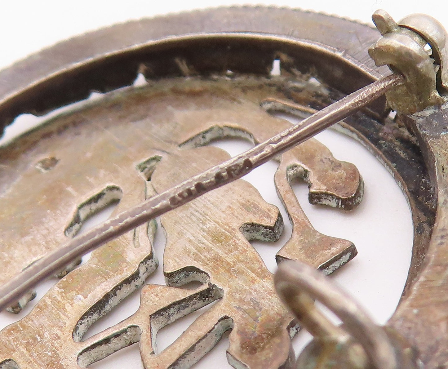MIDDLE EAST 925 Sterling Silver  Vintage Horse & Carriage Brooch Pin  BP8426