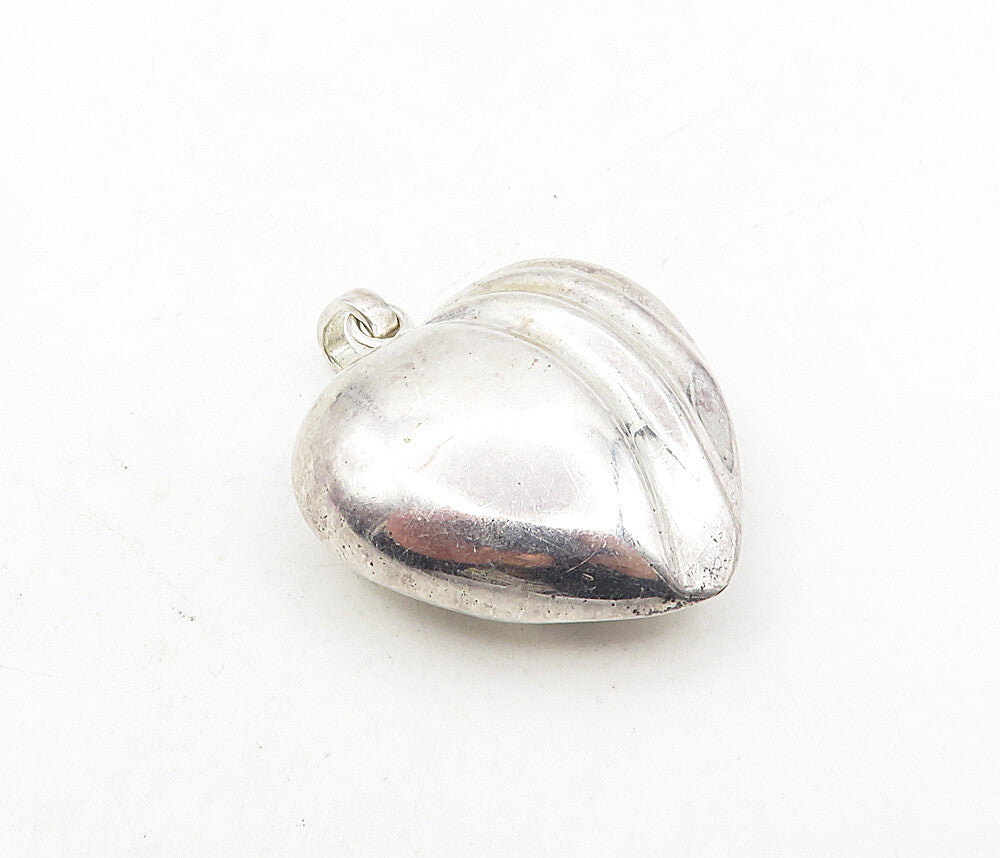 925 Sterling Silver  Vintage Scalloped Puffy Love Heart Drop Pendant  PT6429