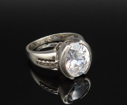 925 Silver  Vintage Inlaid Oval Cubic Zirconia Dotted Shank Ring Sz 8  RG25703