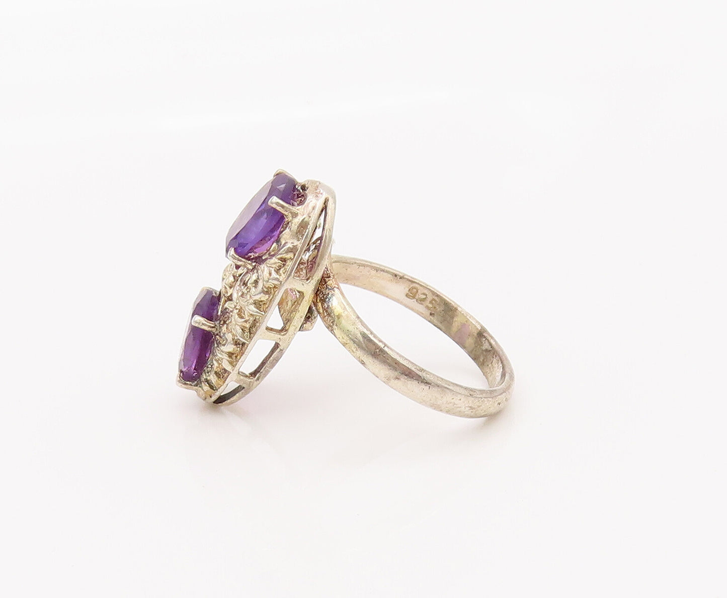 925 Sterling Silver Vintage Ring Hammered Effect Oval Amethyst Sz 9  RG27614