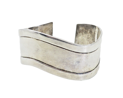 925 Sterling Silver  Vintage Shiny Wavy Raised Edge Cuff Bracelet  BT2564