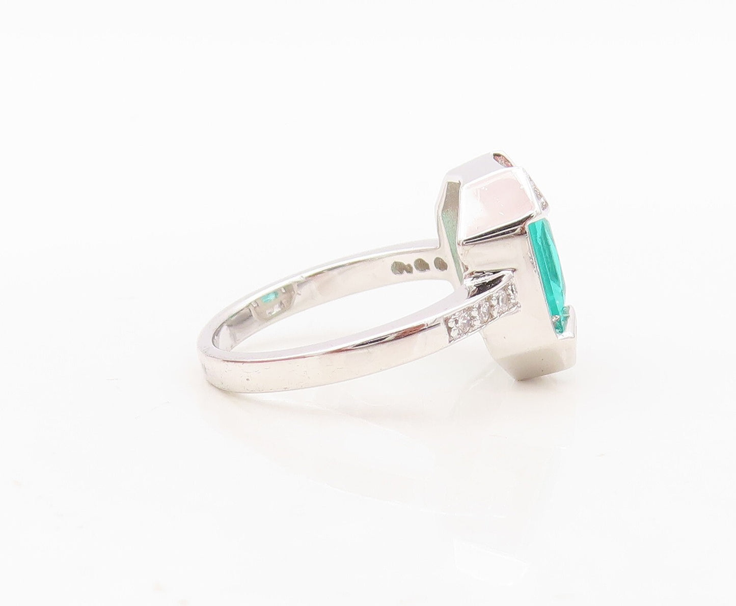 925 Sterling Silver Vintage Ring Rectangle Sea Green & White CZ  Sz 7 RG30448