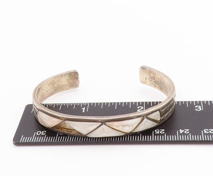 925 Sterling Silver Vintage Bracelet NAVAJO ZUNI Mother Of Pearls Cuff  BT11294